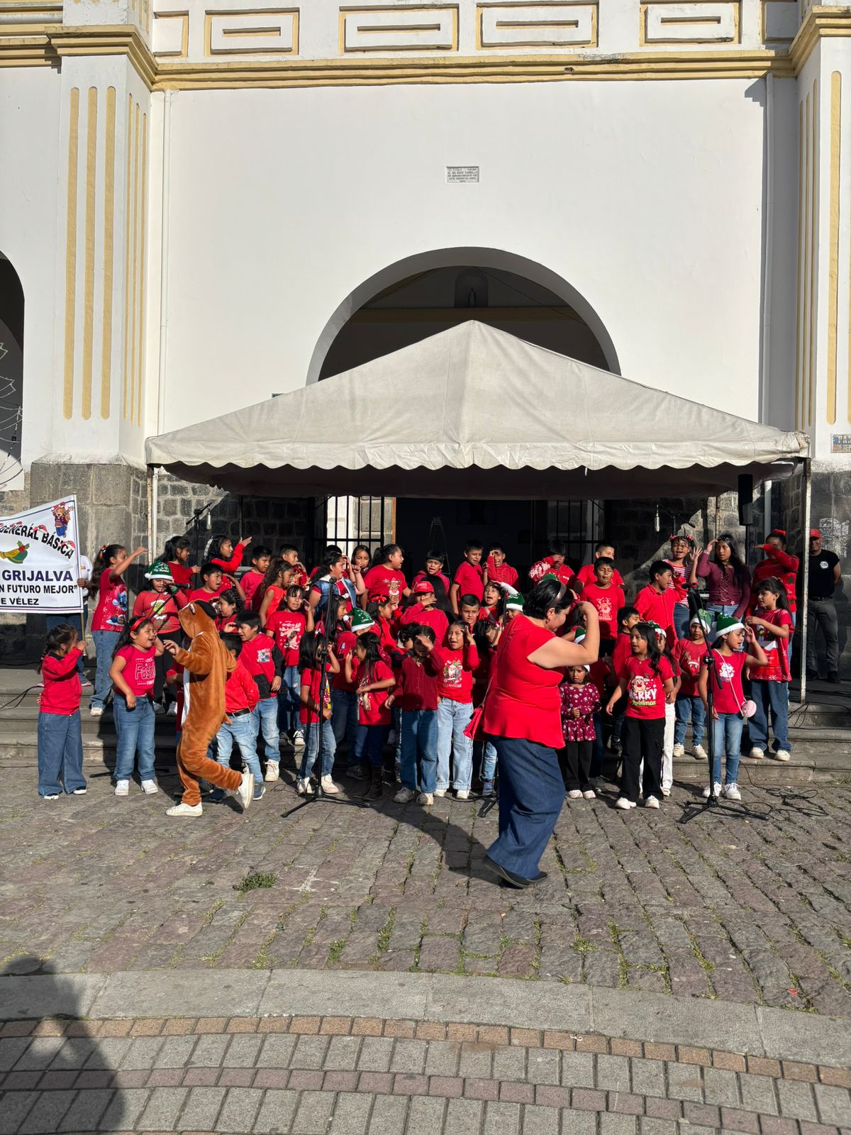 Presentación coros de las Instituciones educativas 2025